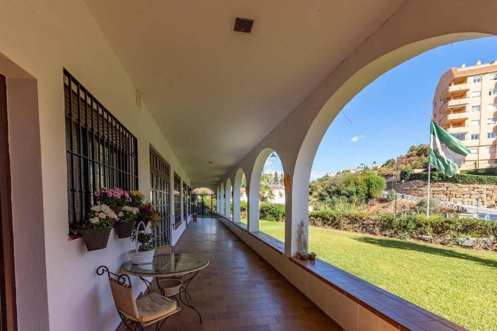 Beautiful And Elegant One Bedroom Apartment Fuengirola